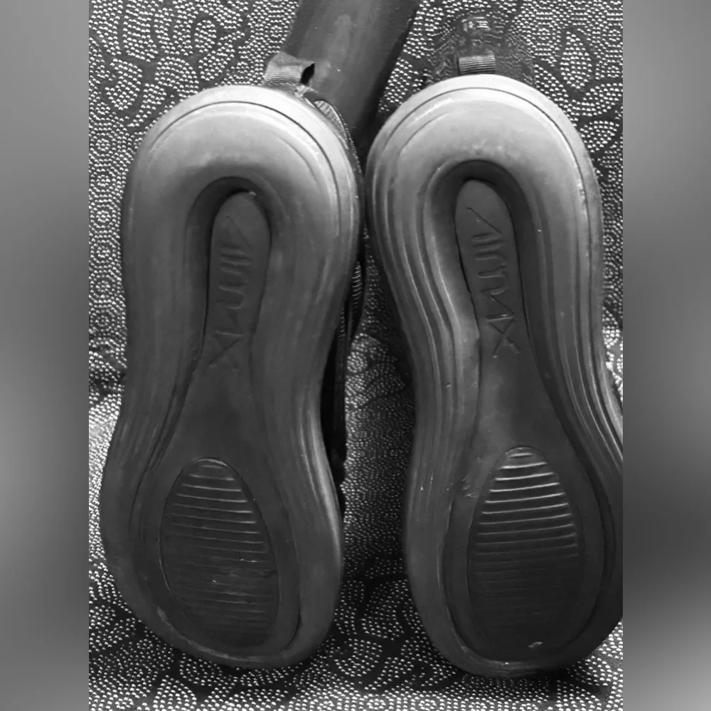 Nike Air Max 720 Black Mesh